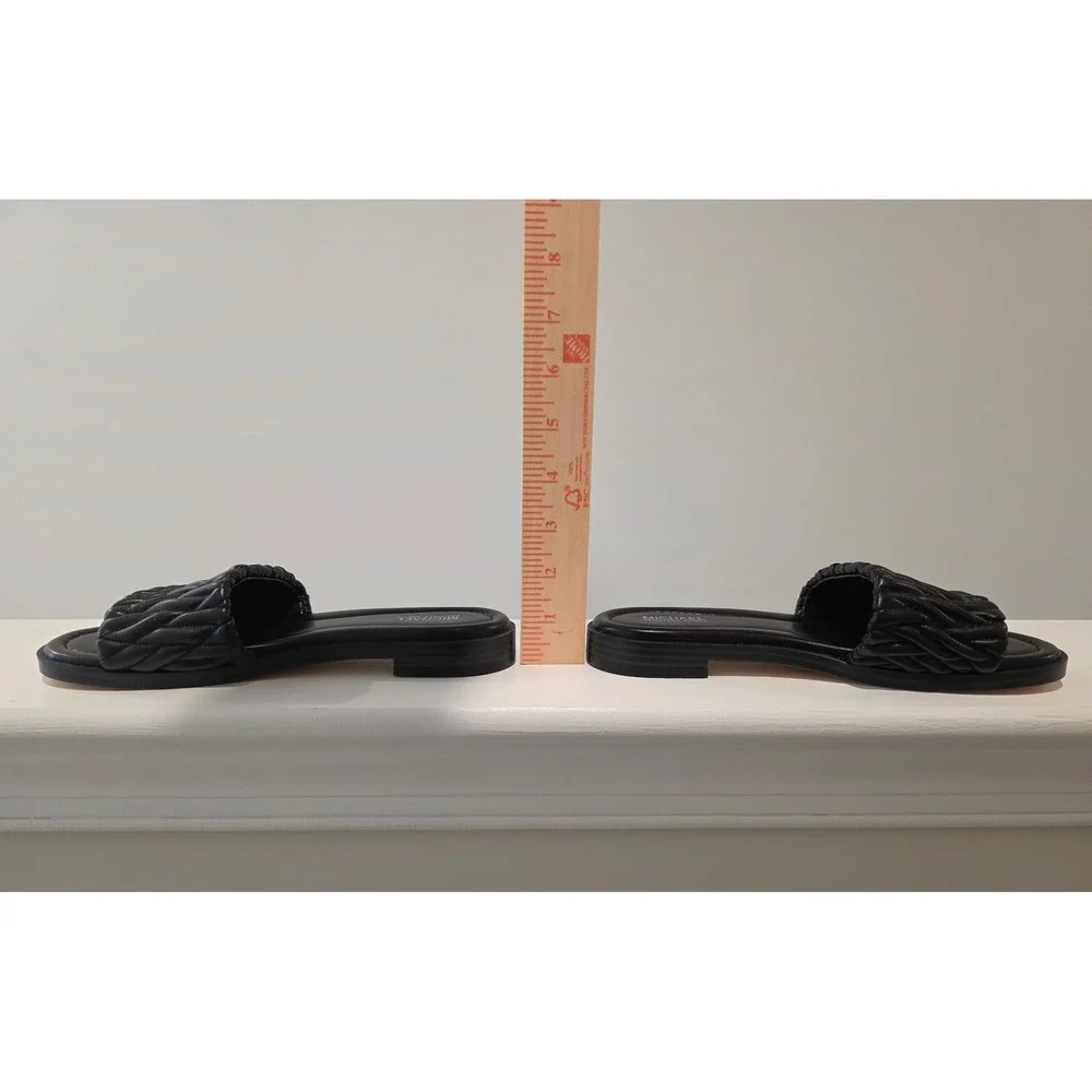 Women's sz 6 M Rare Michael Kors Carson Flat Slide Black Quilted Ruched Sandals